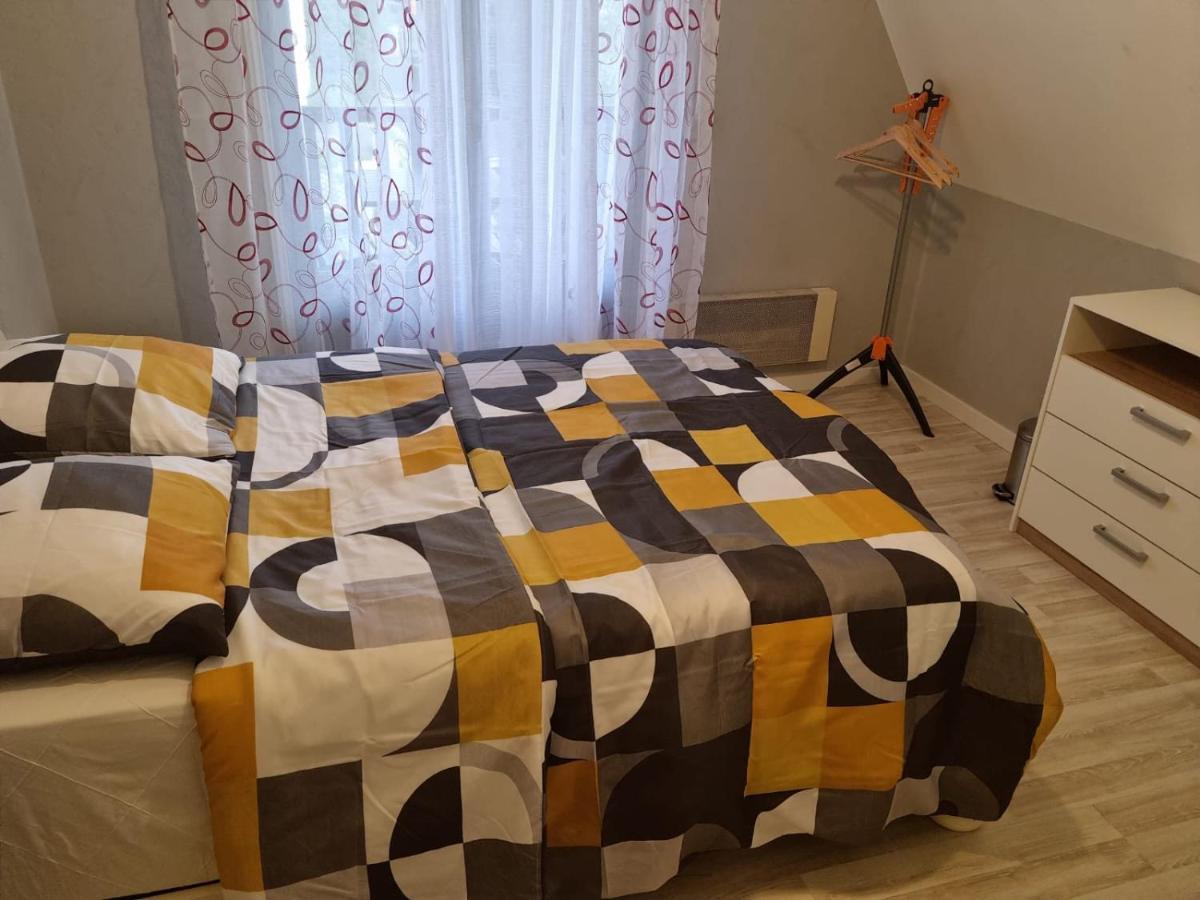 Belle Chambre Avec Balcon Arques  Bagian luar foto